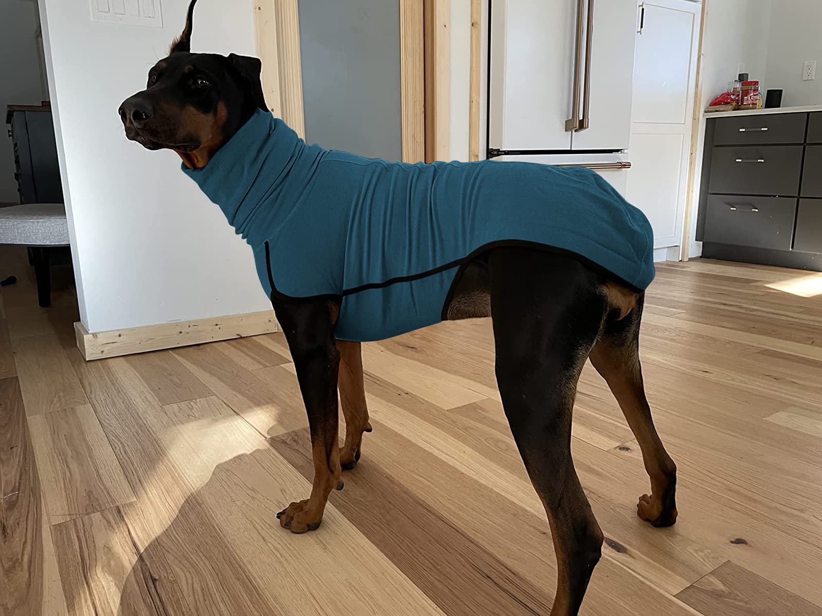 Esobo fleece dog coat six-size range fits many breeds.