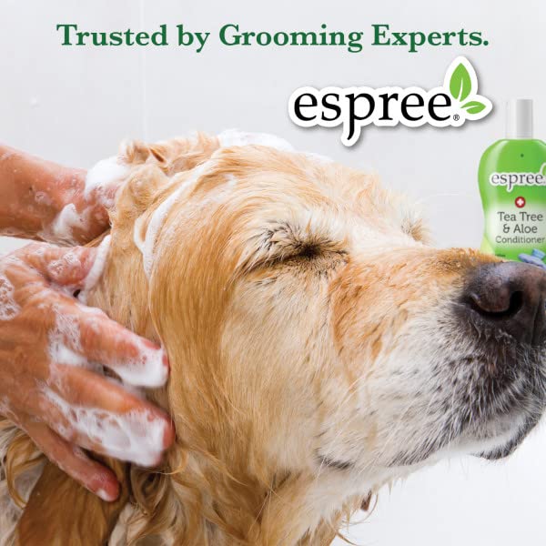 Espree Puppy & Kitten Cologne aloe vera close-up emphasizes hydration support.