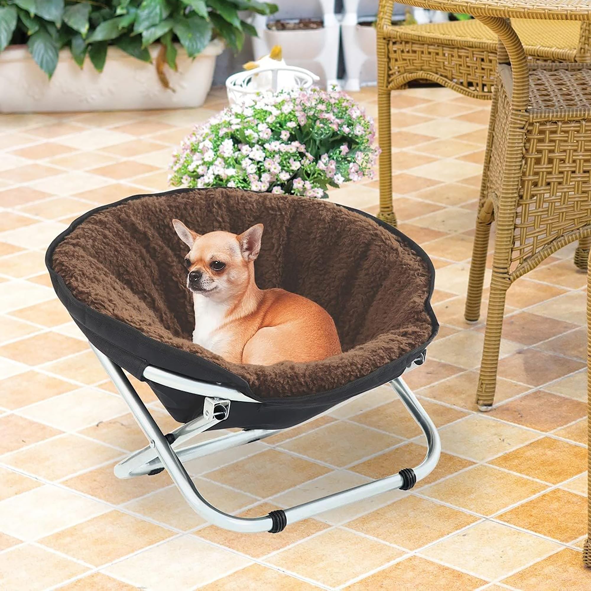 Etna folding pet cozy chair travel use ideal for beach, park or camping.