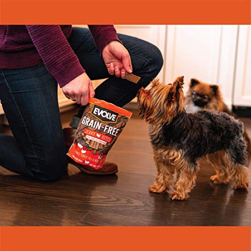 Evolve Real-deboned-turkey-first-ingredient close-up communicates protein-forward formulation