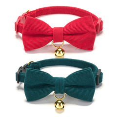 Ewinoom corduroy cat collar in red and green for everyday comfort.