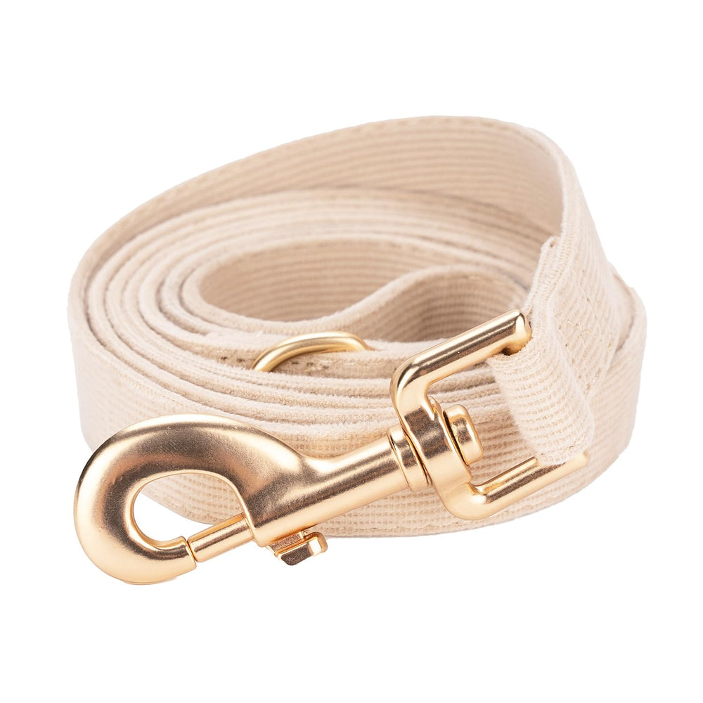 Ewinoom reinforced stitching guards against fraying on walks.