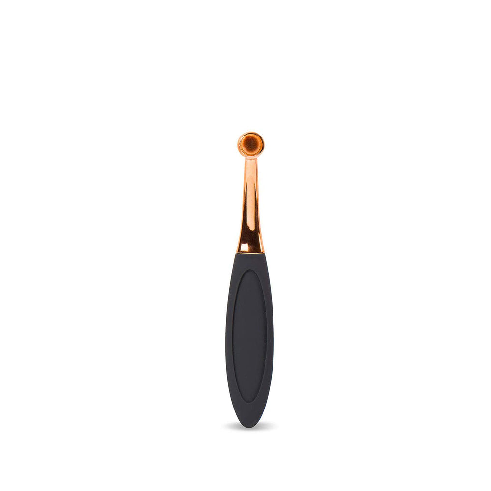 Eye Envy ProPowder Brush packaging view highlighting compact, travel-ready design