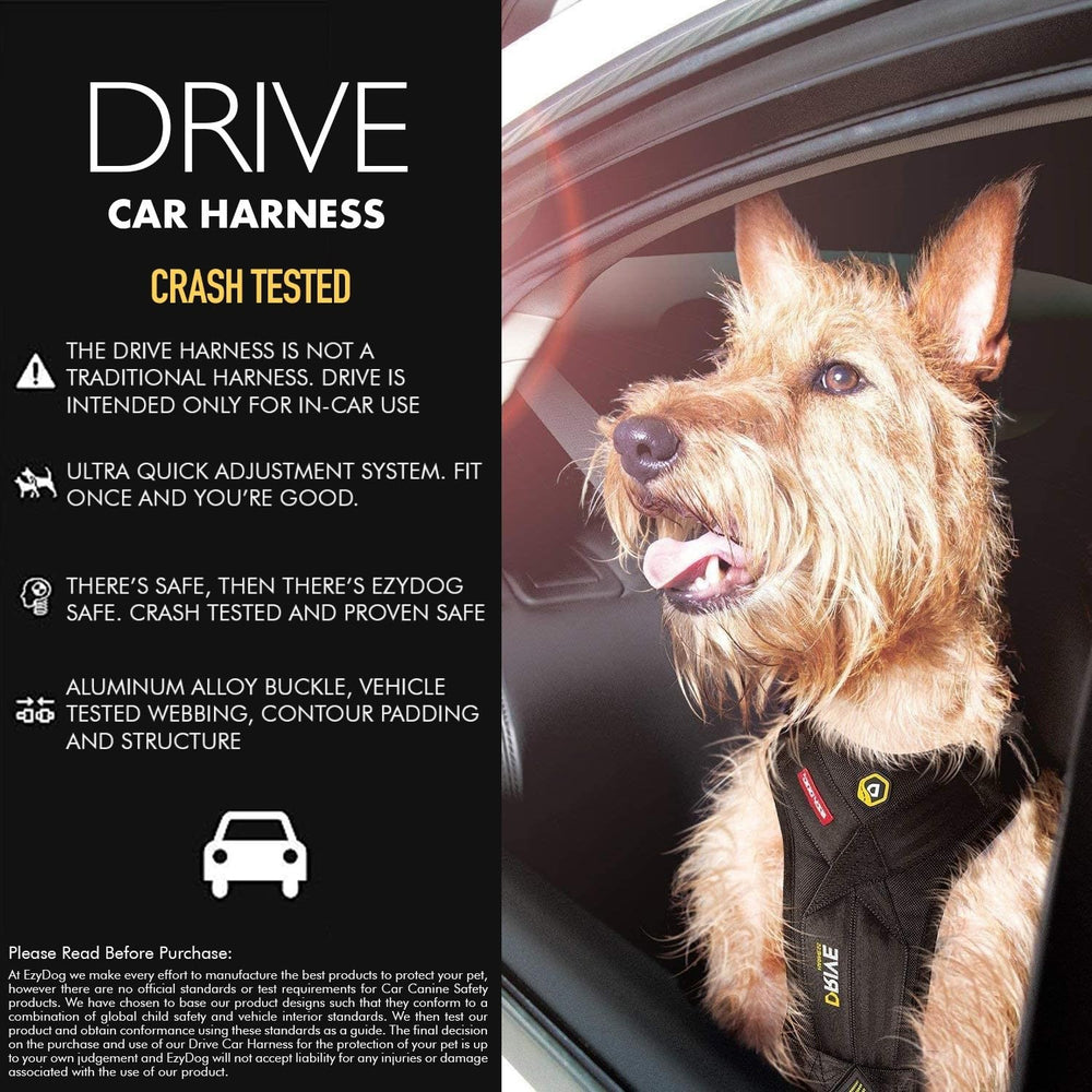 EzyDog Drive dual D-ring attachment enables versatile leash options.