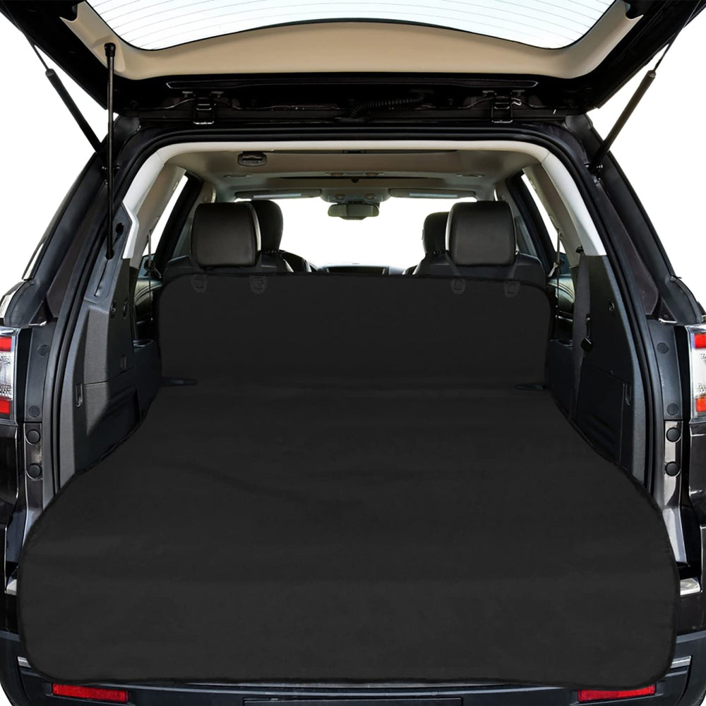 F-color SUV Cargo Liner keeps the trunk clean from dog fur and dirt