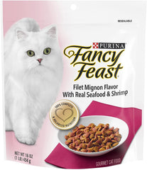 Fancy Feast Gourmet Gold filet mignon dry kibble bowl shows a satisfying texture for mealtime.