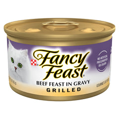 Fancy Feast Grilled Beef Feast in Gravy 3oz can offers rich texture for appetites.