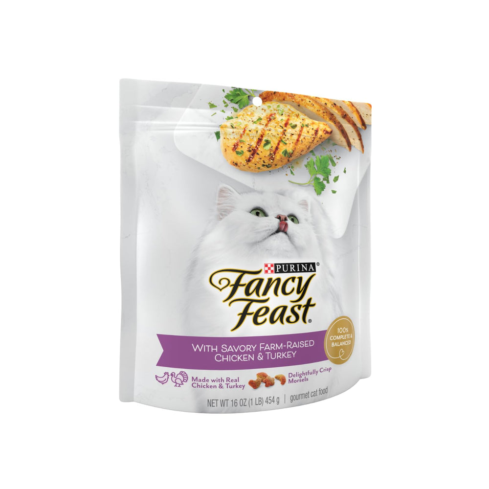 Fancy Feast Purina cat food close-up shows real chicken and turkey flavors enhancing appeal