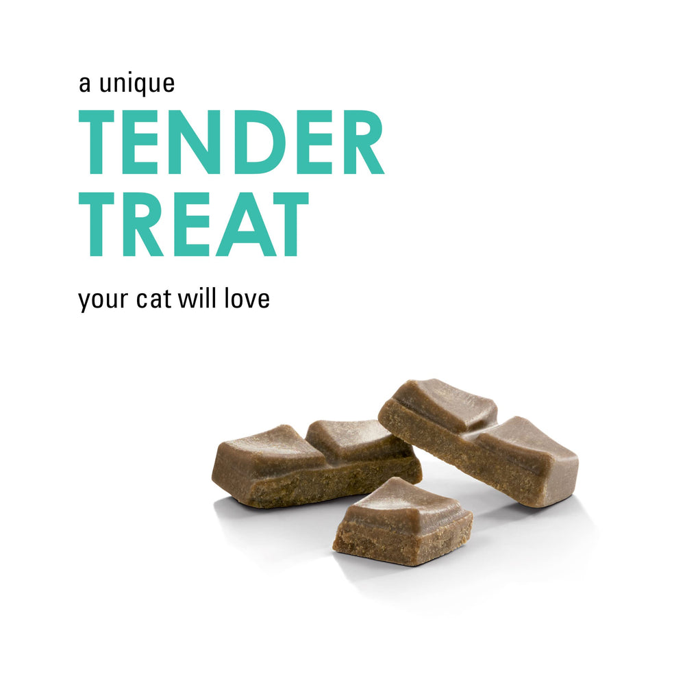Fancy Feast Savory Cravings Tuna Break-Apart Bars make longer bonding moments during treats.