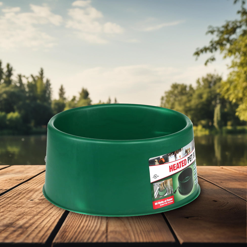 Farm Innovators P-60 1.5-gallon capacity supports multiple pets' water needs.
