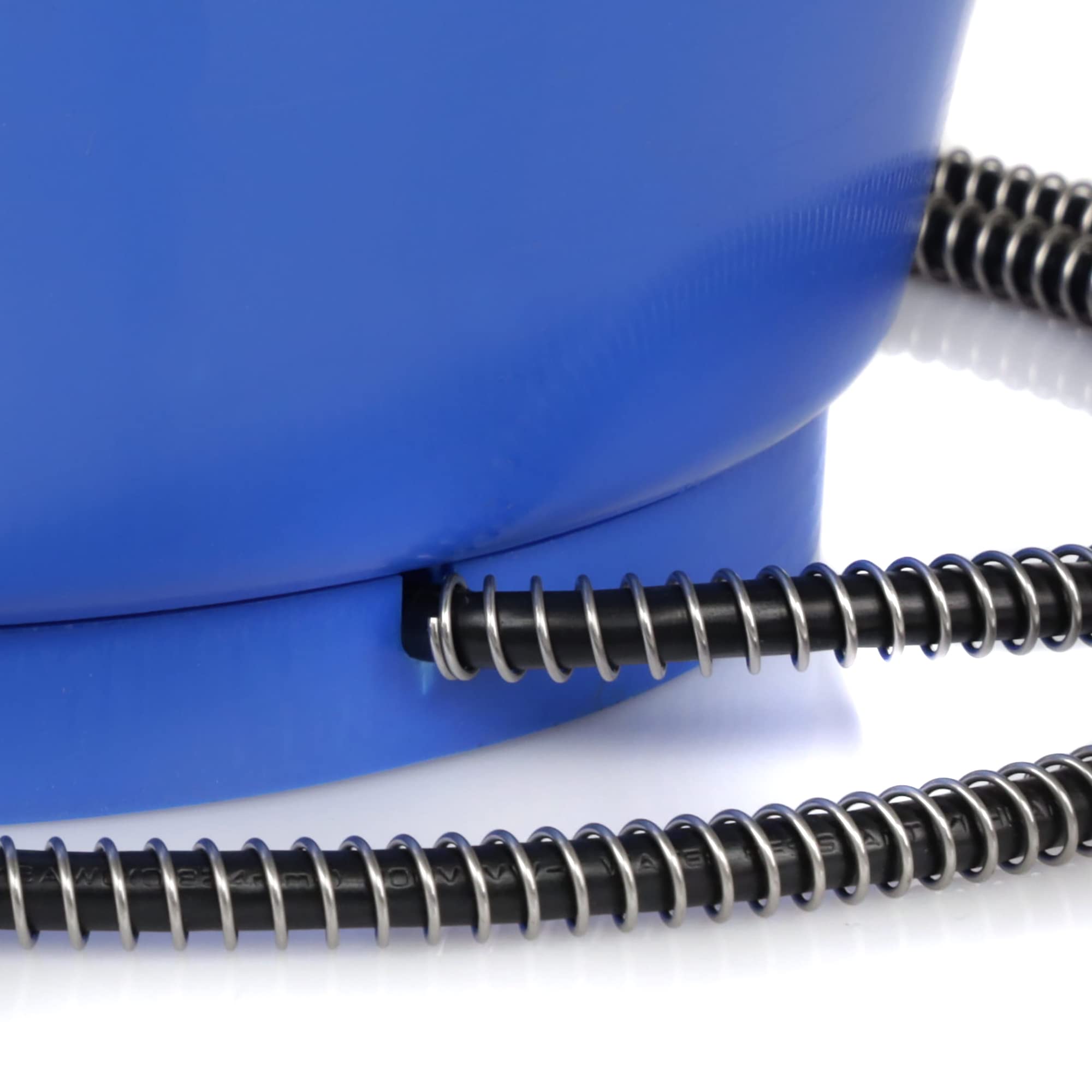 Farm Innovators R-19 60-watt heating element provides quick warmth