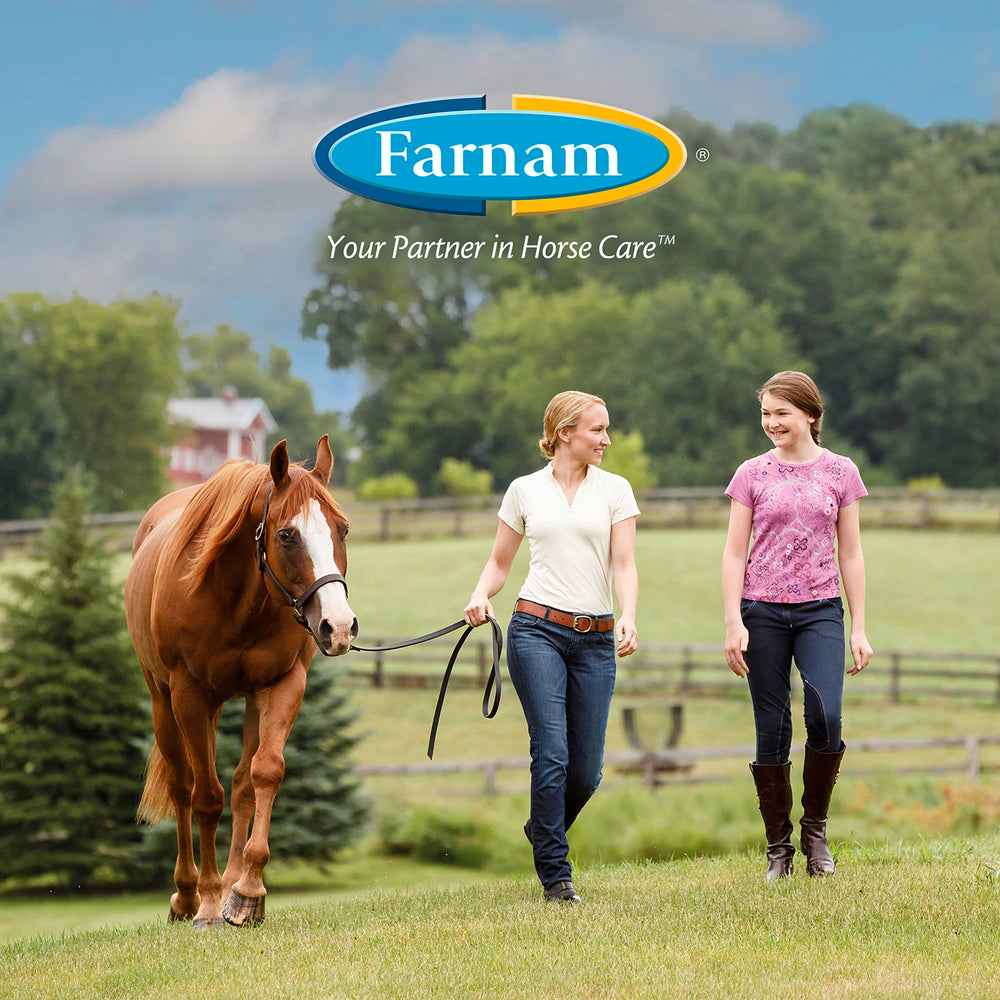 Farnam Rain Maker supports dry weather and dusty stables in hoof care