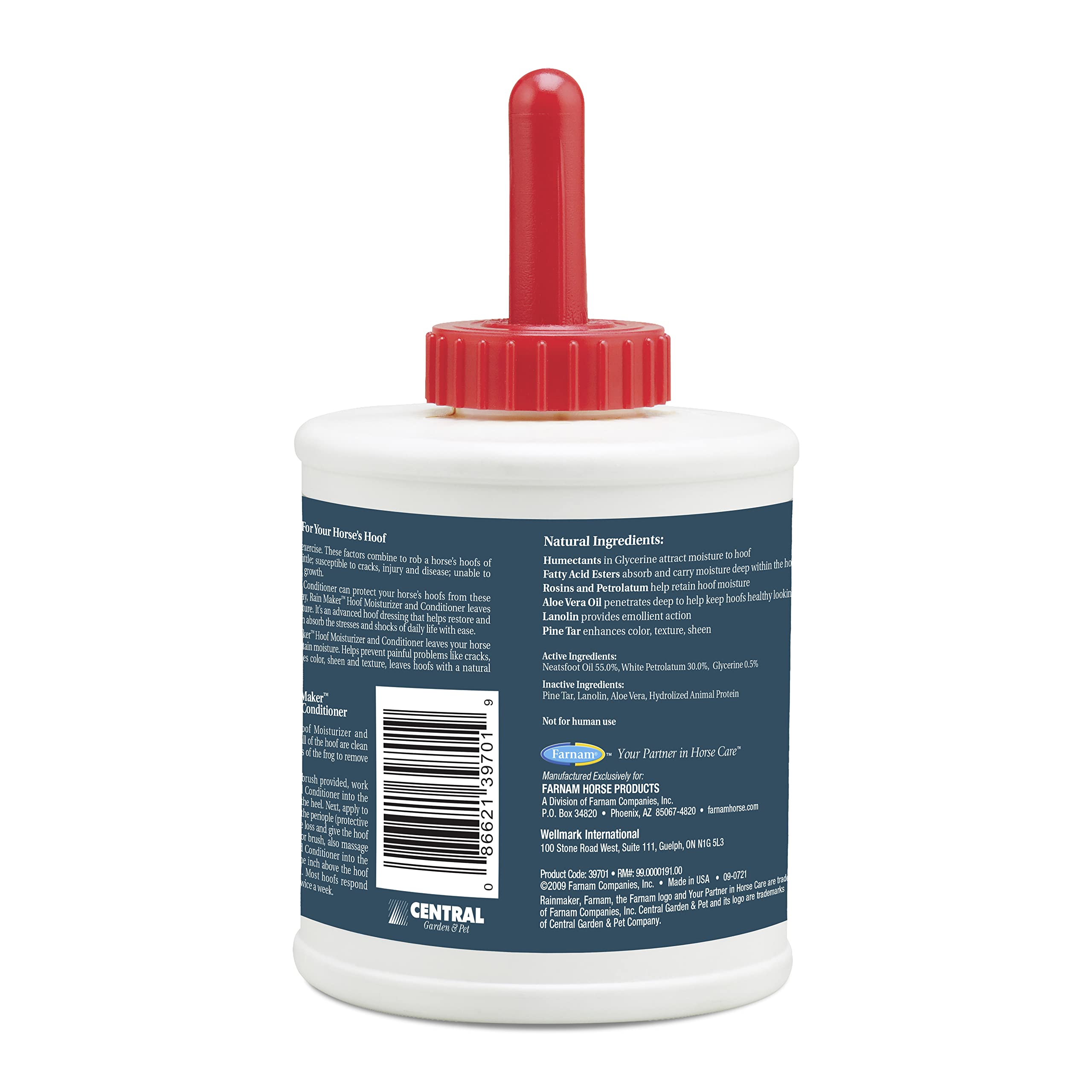 Farnam Rain Maker 32 oz bottle provides long lasting hoof care for horse owners