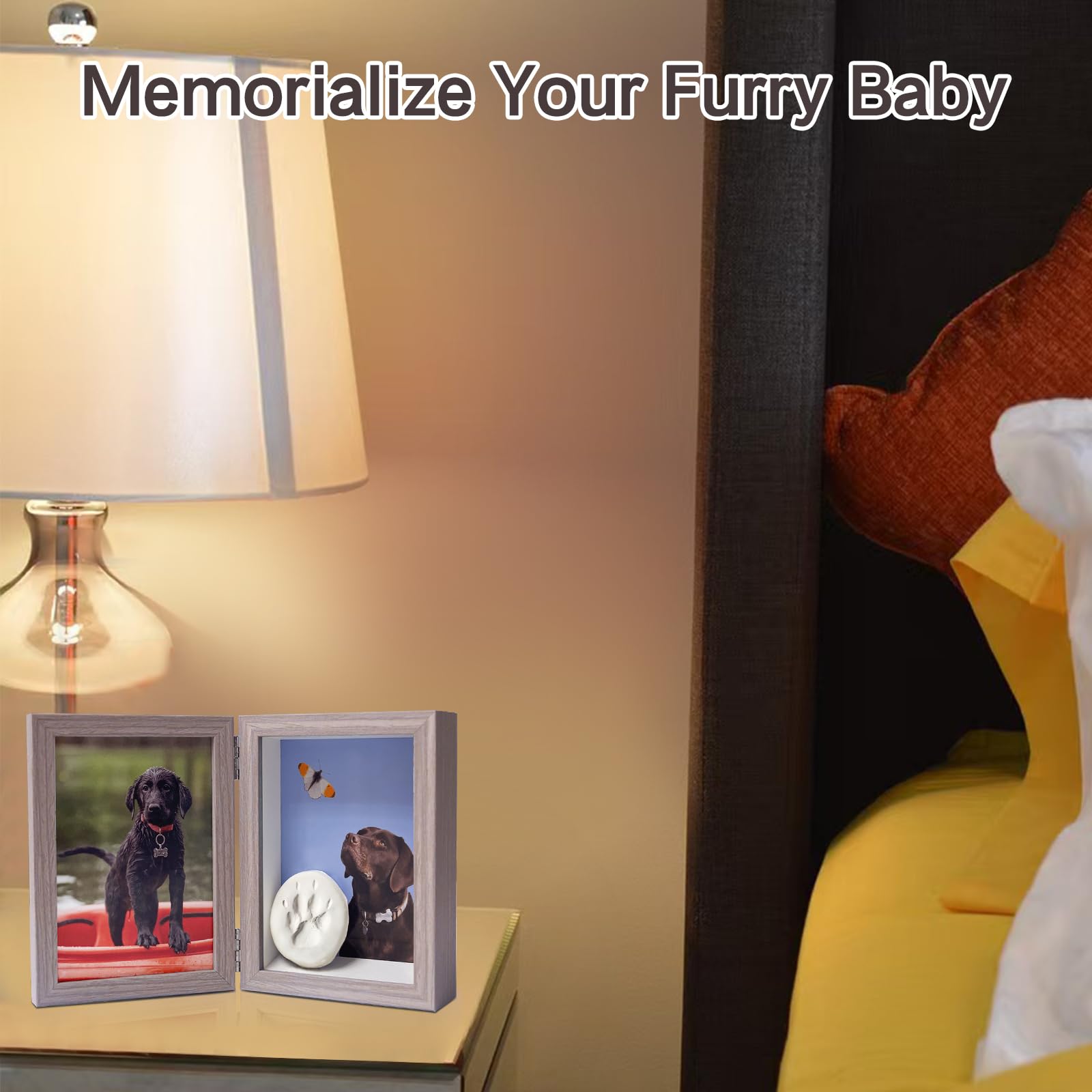 Favonuovy frame features sturdy hinges enabling 180° opening for easy viewing.