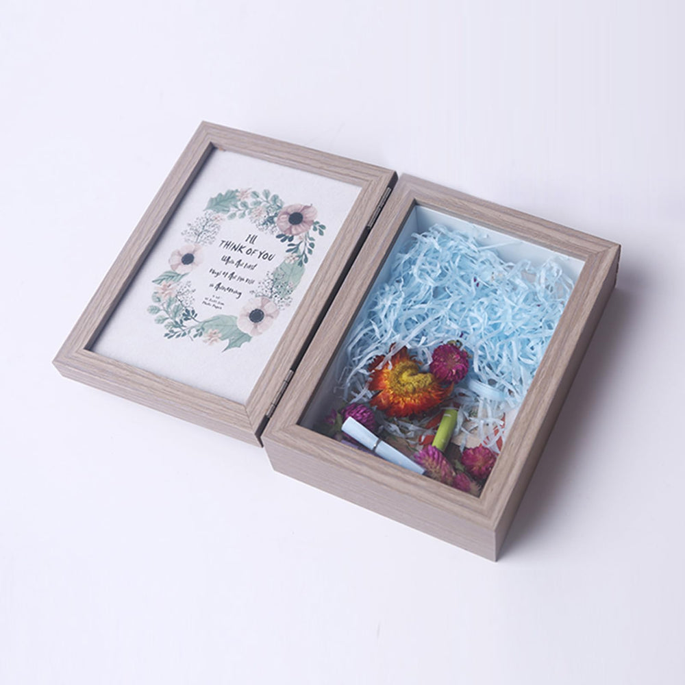 Favonuovy pet memorial frame makes a thoughtful gift for pet lovers.