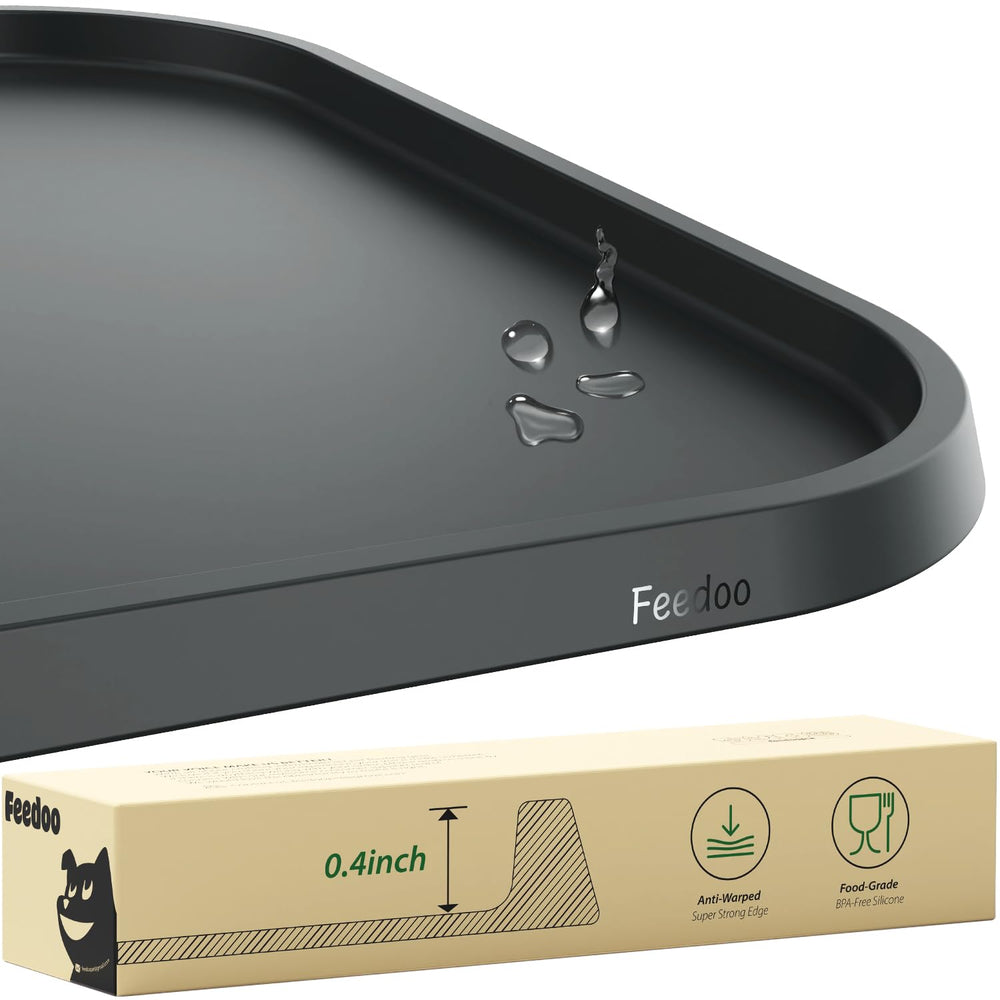 Feedoo Pet Feeding Mat warped-edge closeup showing edge stability helps contain spills.
