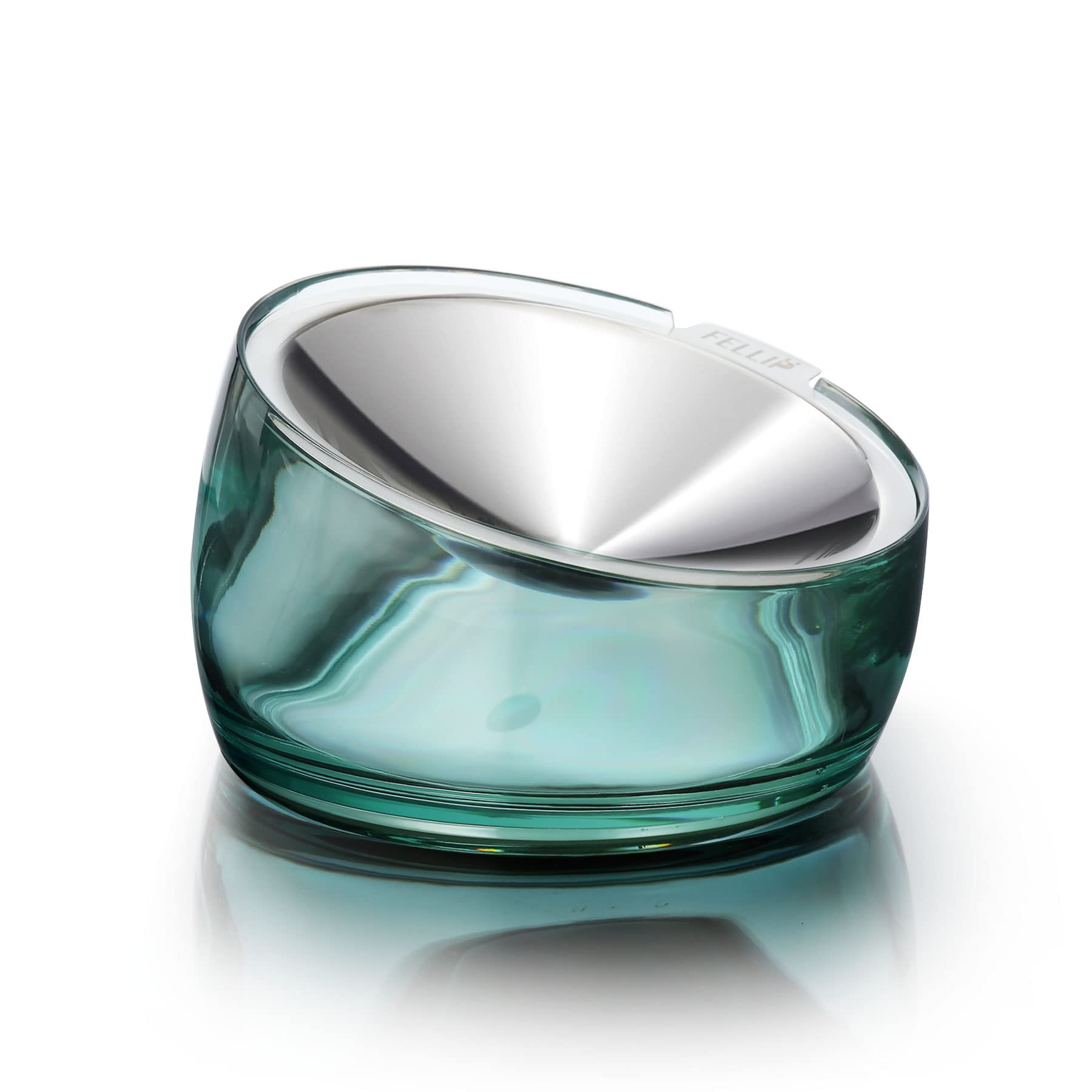 Felli Oblik elevated bowl with tilt stand for comfortable feeding.