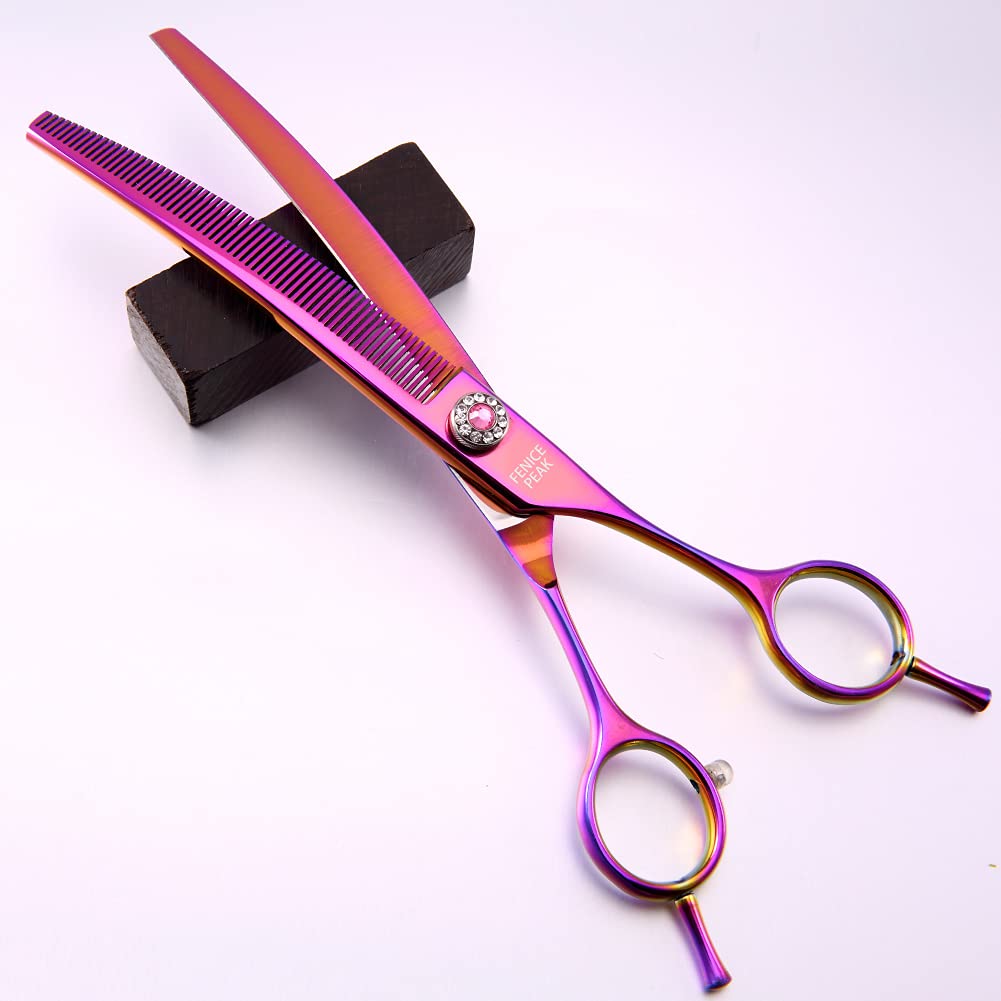 Fenice Peak hand-fit comfort demonstrates reduced fatigue during extended grooming sessions