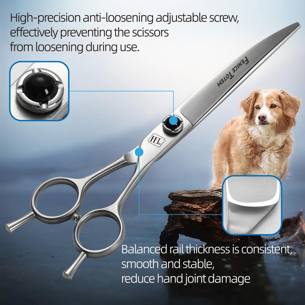 Fenice Totem in-use photo shows smooth open-close action during pet grooming