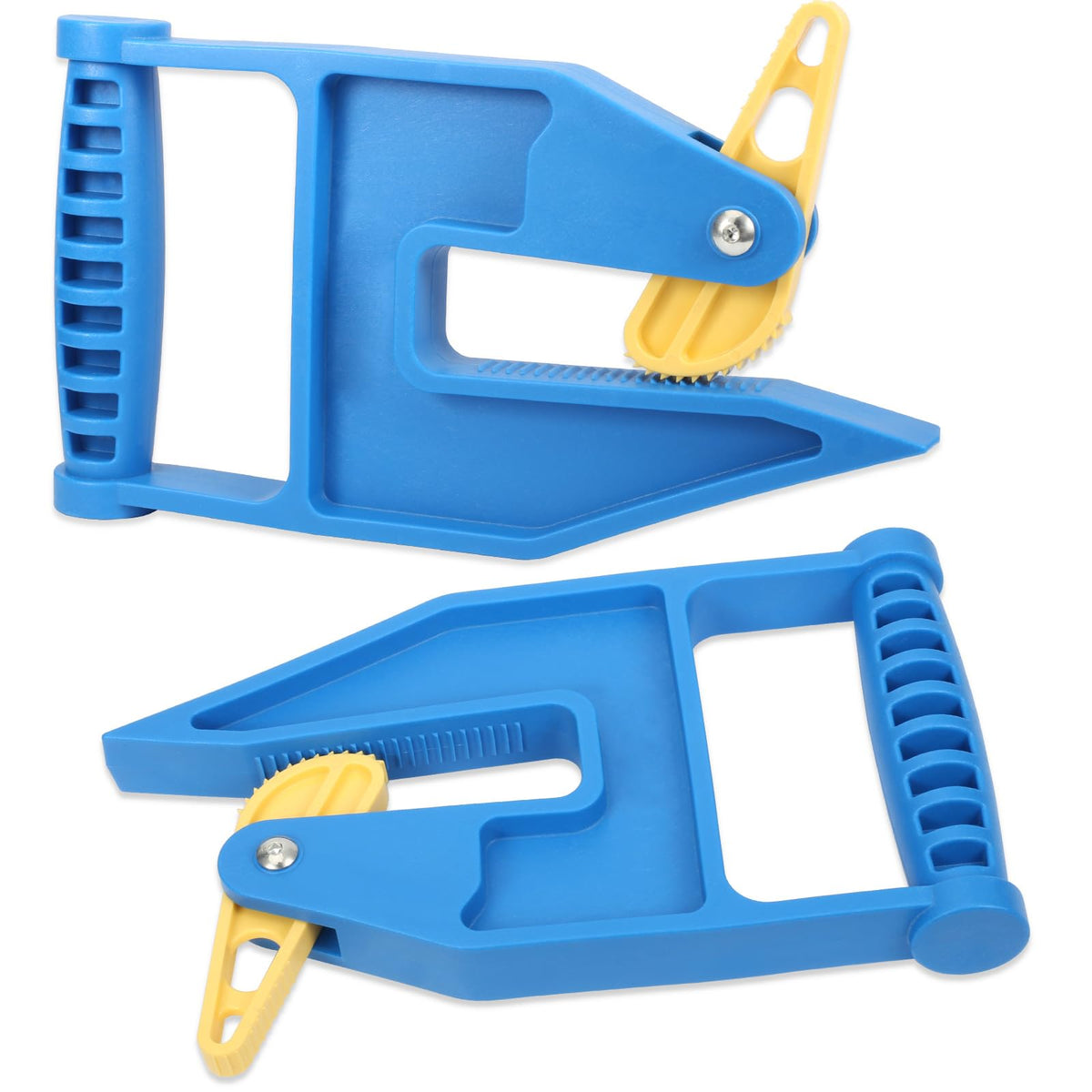 Feroca Stall Mat Gripper edge-clip shows secure edge grip for heavy mat removal