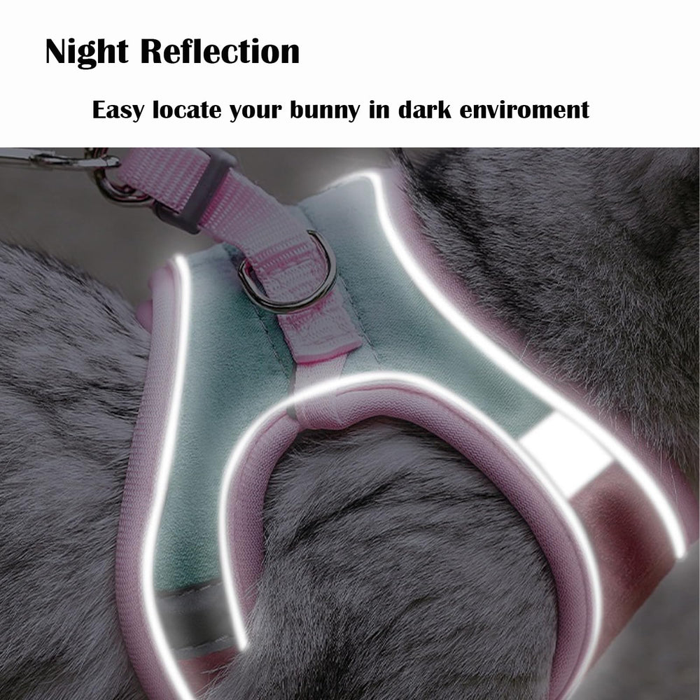 FiboPawer Rabbit Harness Reflective-Strap improves visibility in low light.
