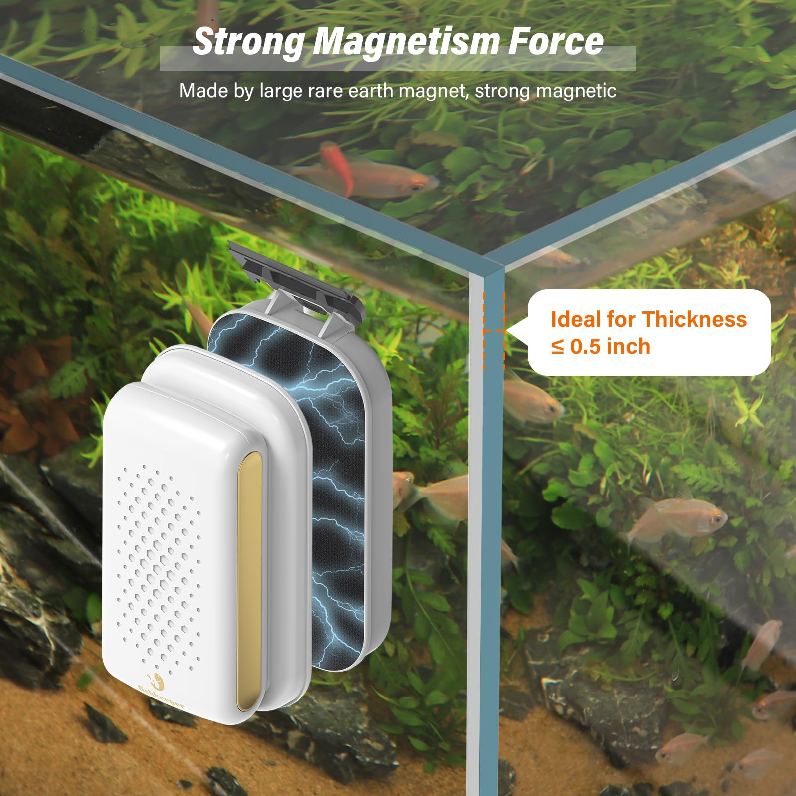 Fishkeeper double-sided design shows inner scrubber and outer pad for thorough algae removal.