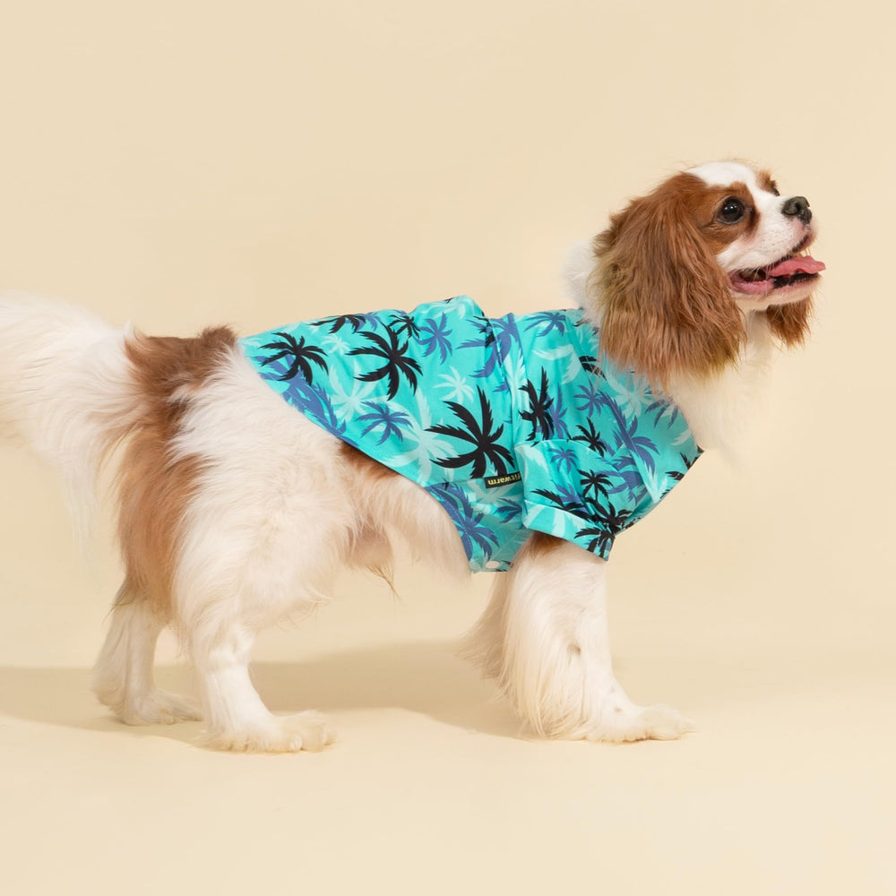 Fitwarm coconut-palm print close-up highlights breathable fabric for comfort