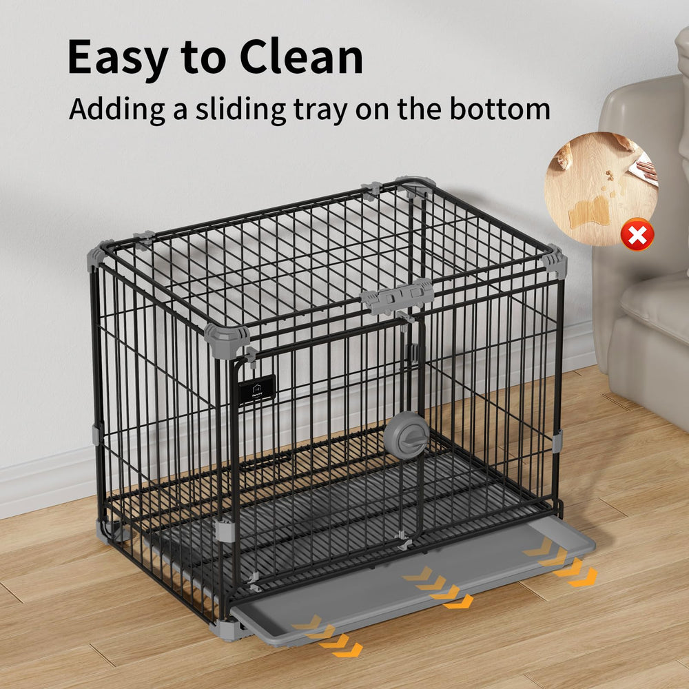 FLARUZIY crate with removable tray enables quick cleanups.
