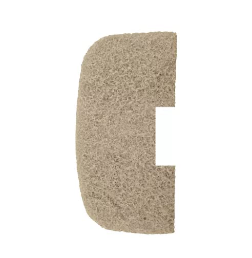 Fluval ammonia remover pad in 107/207 canister in-use view improving tank clarity.