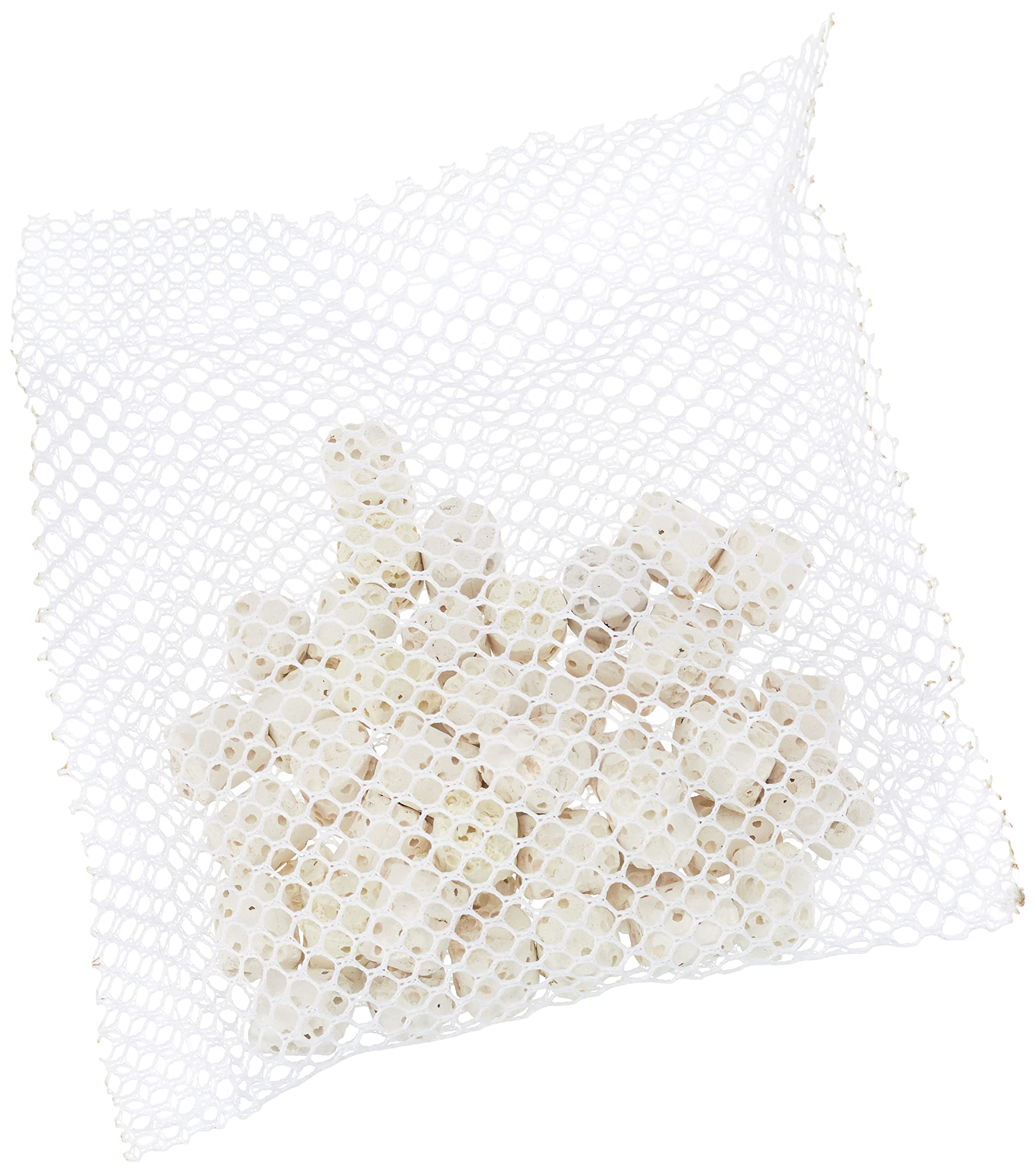 Fluval AquaClear 20 activated carbon insert adsorbs impurities for clearer water.
