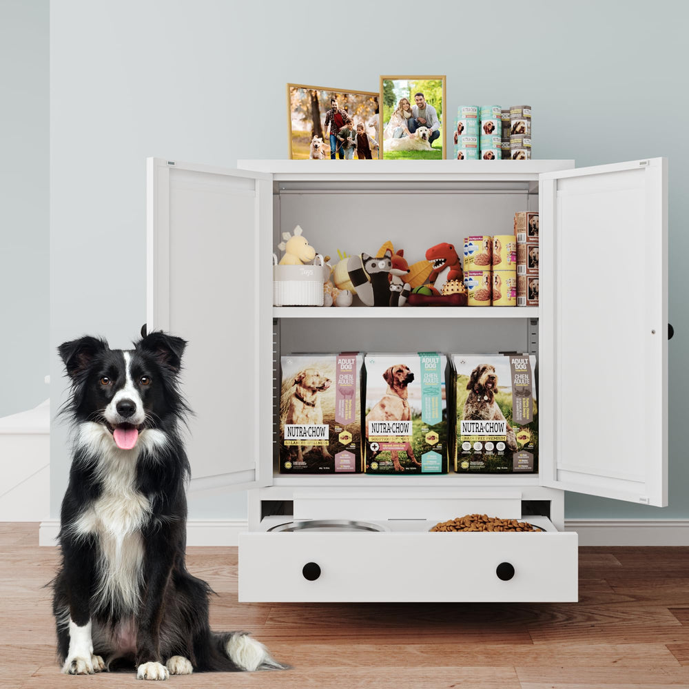 Fmlud durable metal cabinet designed for indoor and outdoor use.