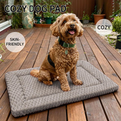 Fogkiss dog bed mat inside-kennel demonstrates snug, non-slip fit.