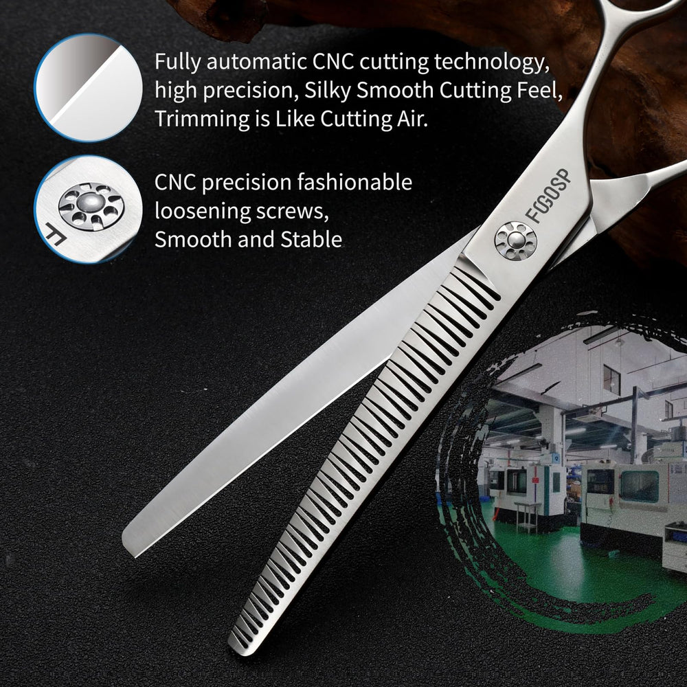 FOGOSP ergonomic handle, comfortable grip reduces wrist strain during long grooming sessions.