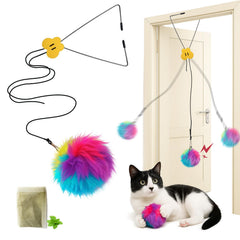 Fokauiwo door clip interactive cat toy demonstrates solo indoor play stimulation.