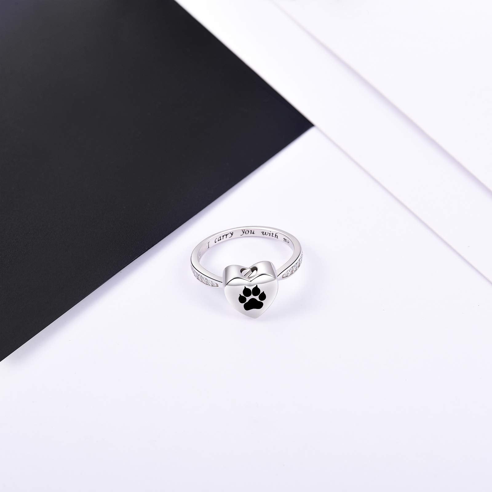 Fookduoduo paw-print urn ring side view demonstrates design elegance