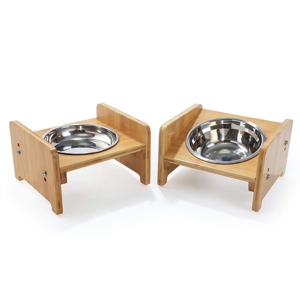 YY FOREYY bamboo raised pet bowls assembly demonstrates a tidy, customizable feeding setup.