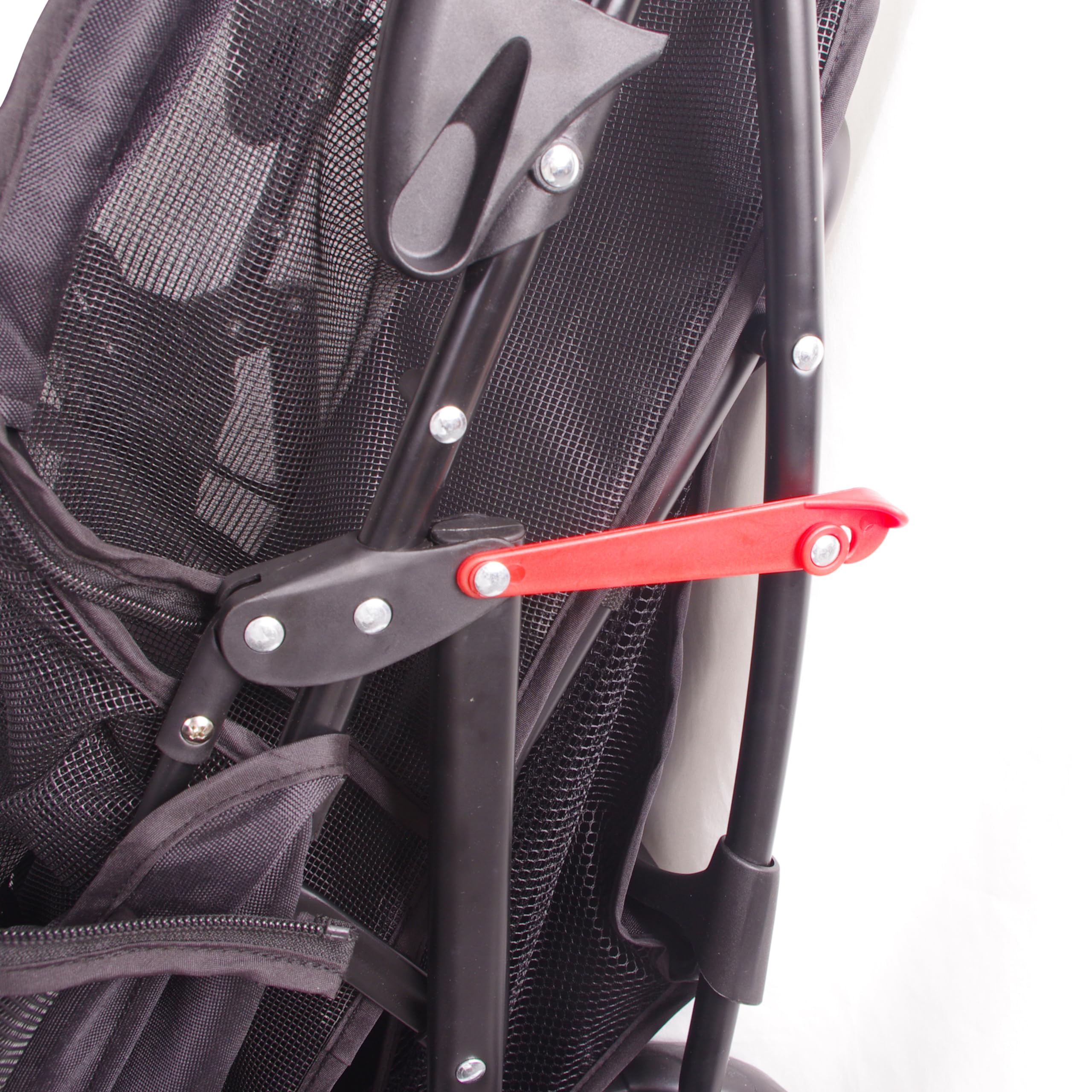 FOURPAW full-window stroller water-resistant fabric close-up shows durable protection