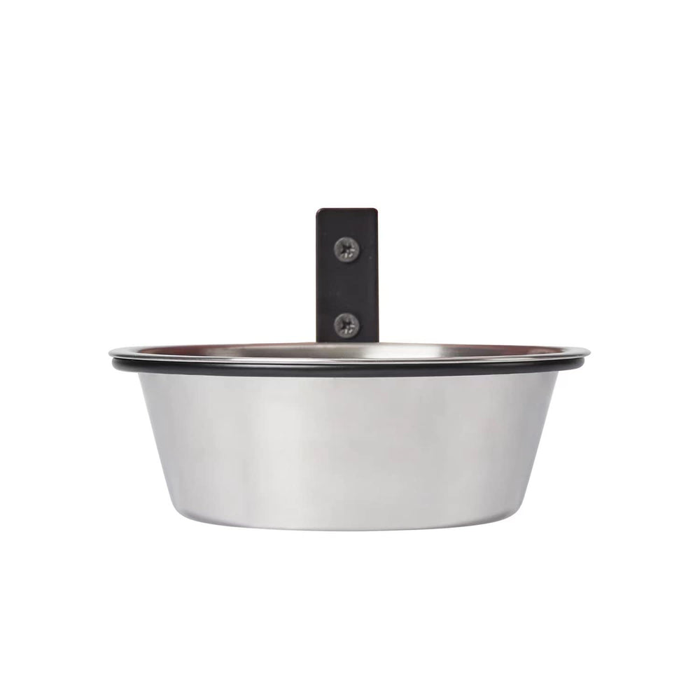 FOYO mealtime setup for dog and cat homes promotes cleaner feeding areas.