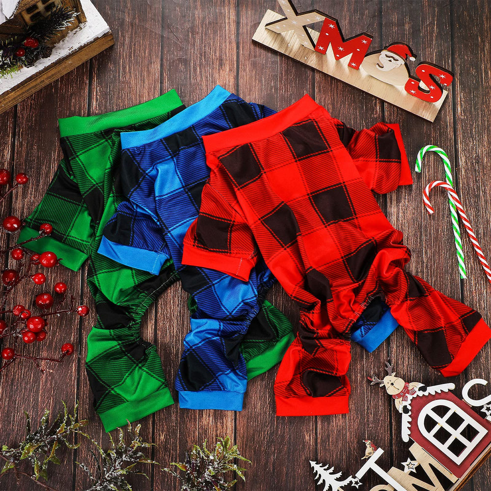 Frienda three-piece set keeps small dogs warm with comfort
