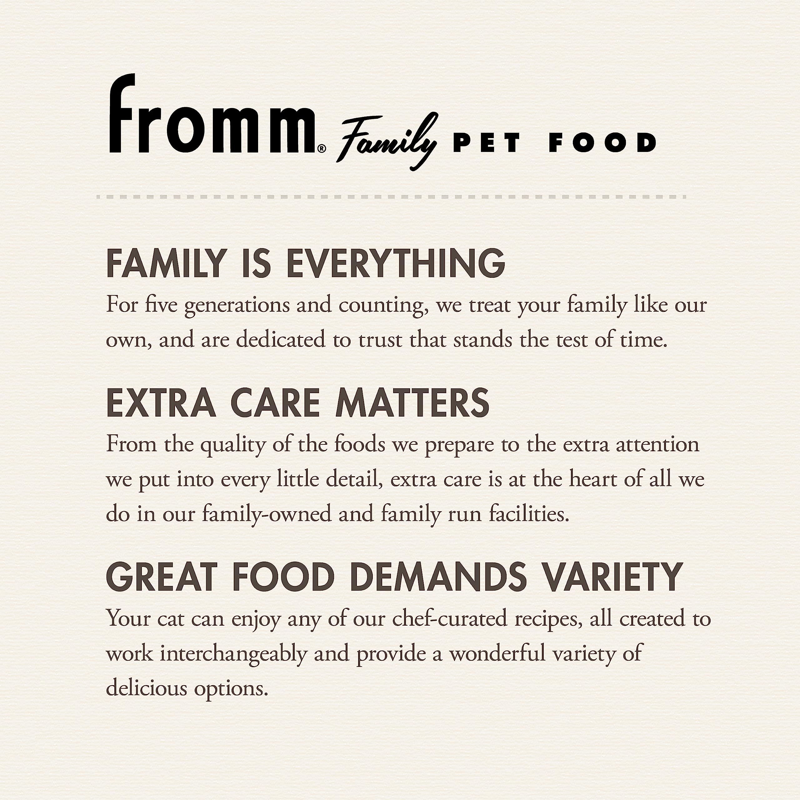Fromm Four-Star Chicken A La Veg interchangeable recipes encourage variety.