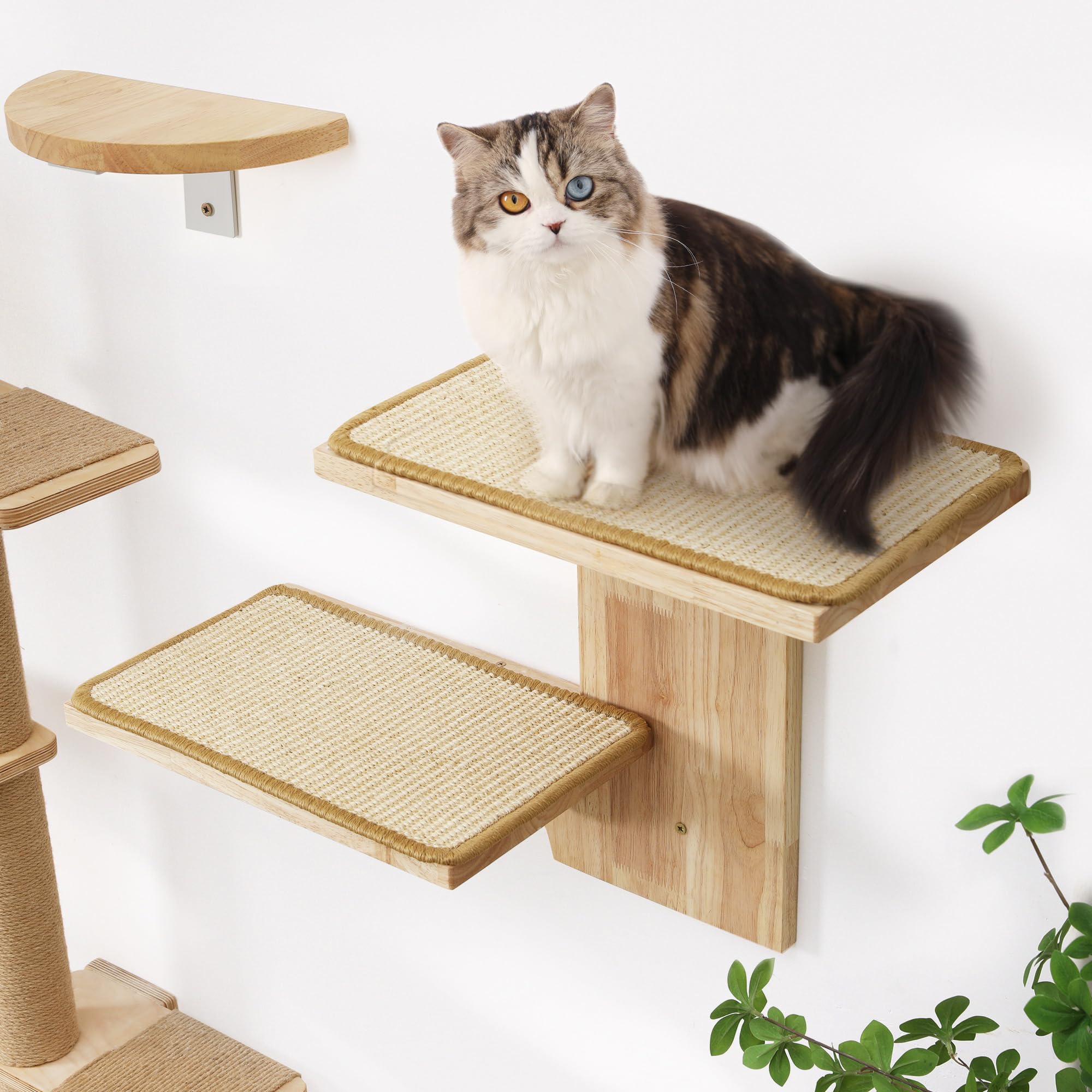 FUKUMARU tree-shape design enhances home decor while providing engaging vertical space for cats.