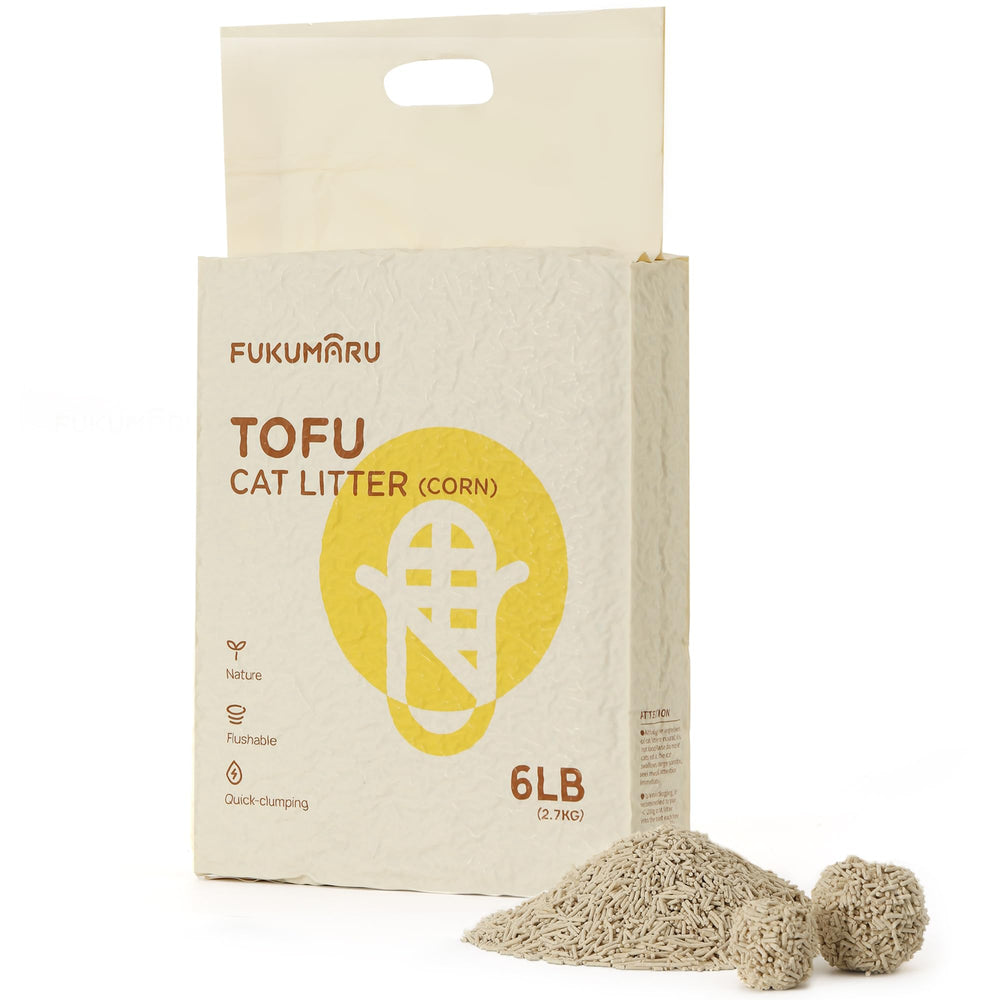 FUKUMARU corn cat litter packaging shows a 5.5 lb bag for easy daily use.