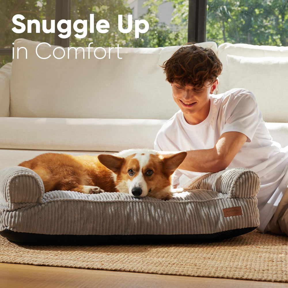 FUKUMARU dog bed with waterproof TPU coating protects interior from spills.