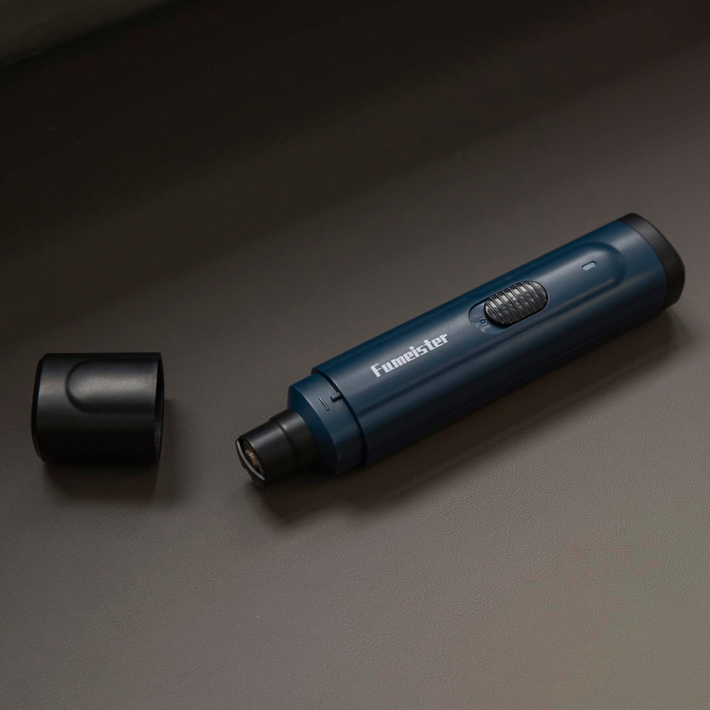 Fumeister ergonomic lightweight design fits comfortably for at-home grooming
