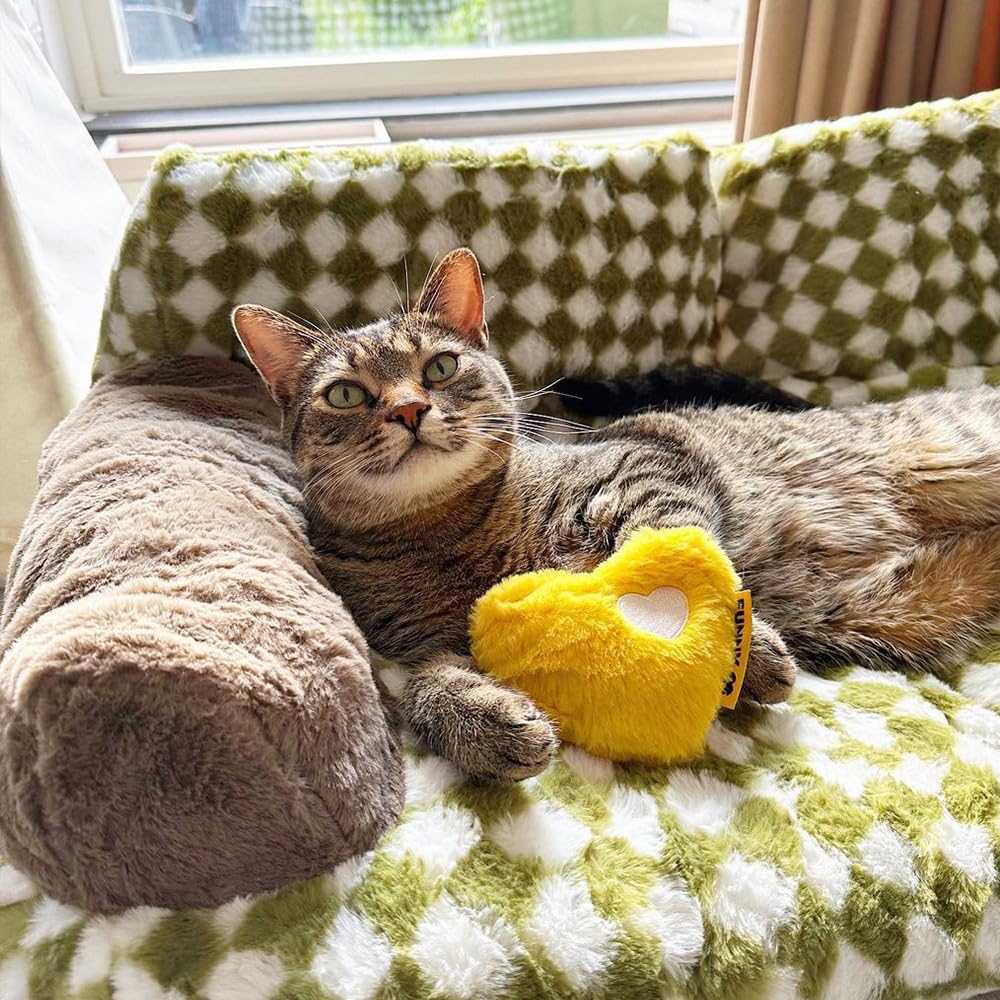 FUNNY FUZZY heart plush squeaky dog toy yellow playtime for cats and dogs