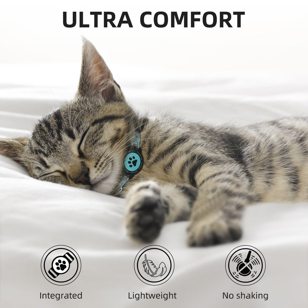 One-size adjustable collar accommodating growth and fluffy coats.