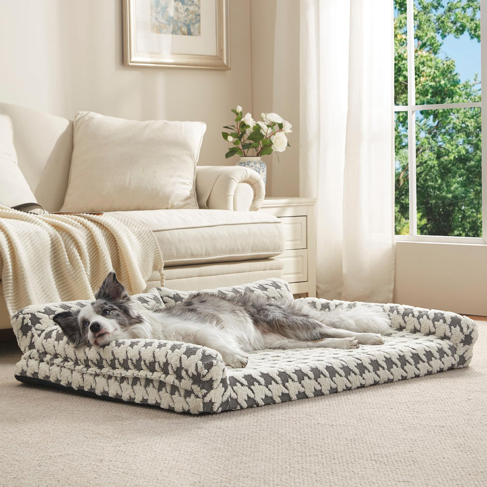FURTIME washable cover with zipper keeps bed clean and easy to maintain.