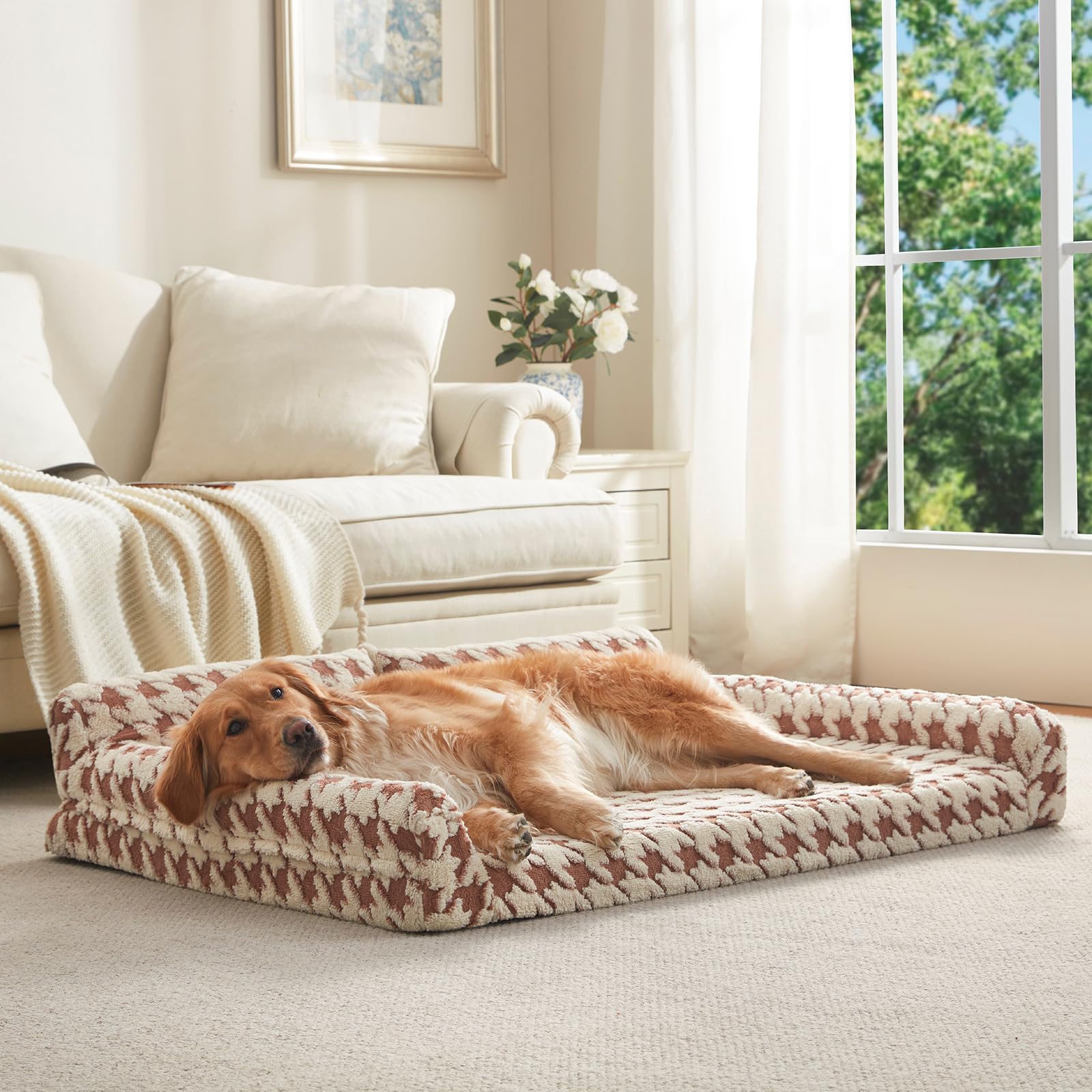 FURTIME soft-plush-memory-foam bed for warm, cozy naps.