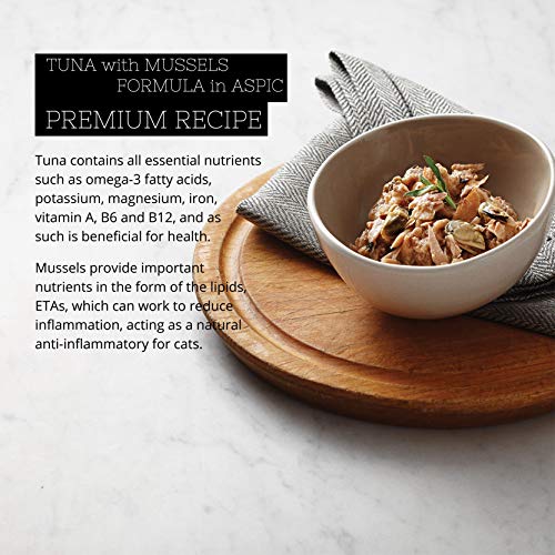 Fussie Cat Premium Tuna with Mussels in Aspic case-24 image communicates value and consistent sourcing.