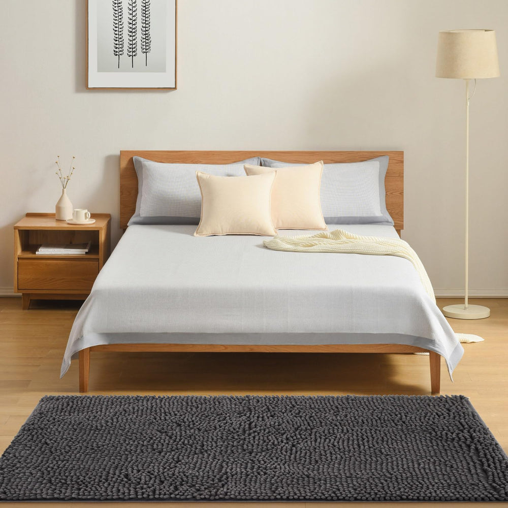 Futurwit easy-clean feature with shake-out and vacuum-friendly surface